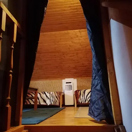 Morvai Vendeghaz * Zalalövő